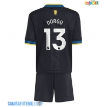 Camisa de time de futebol Manchester United Patrick Dorgu #13 Replicas 3º Equipamento Infantil 2025-26 Manga Curta (+ Calças curtas)